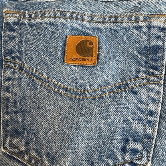 Men’s Carhartt Relaxed Fit Blue Jeans Durable Denim Style 46x30 - Picture 1 of 8